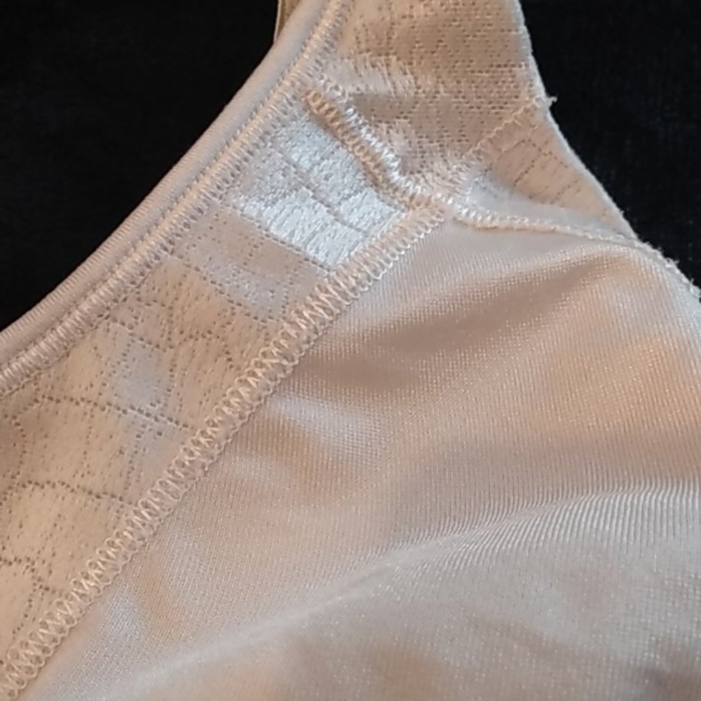 Bra 38c - Picture 2 of 4